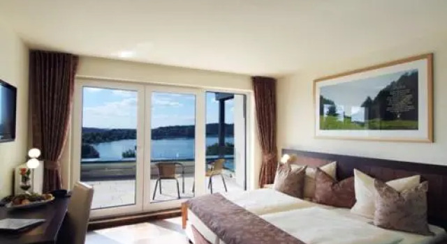 Двухместный номер Standard с видом на озеро Hochwälder Wohlfühlhotel