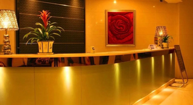 Chengdu Pinyi Minsheng Holiday Hotel, Забронировать Отель Отели Shuangliu District с парковкой, Парковка