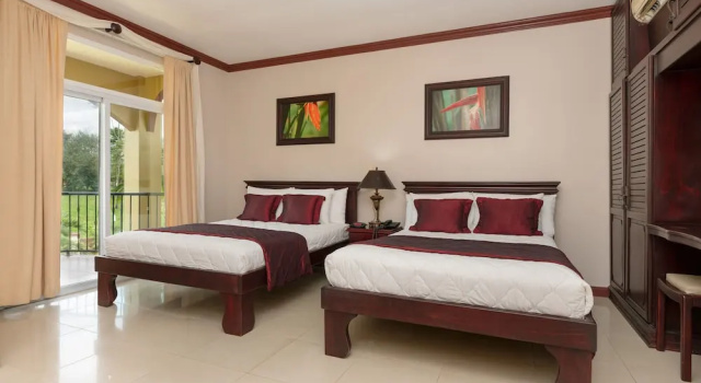 Полулюкс Hotel Magic Mountain SPA & Conference center