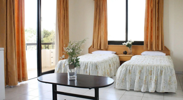 Tycoon Apartments