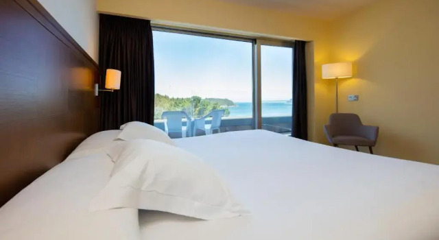 Двухместный номер Superior Hotel Thalasso Cantabrico Las Sirenas 4 Superior