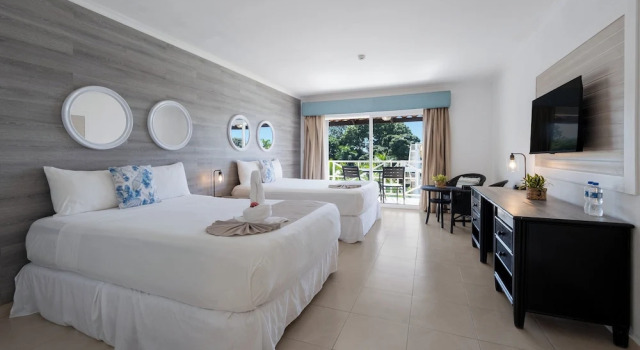 Двухместный номер Deluxe с балконом и с видом на сад Playa Blanca Beach Resort - All Inclusive