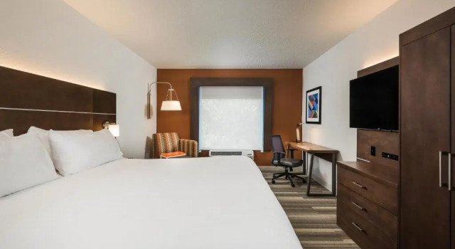 Двухместный номер Standard Holiday Inn Express Hotel & Suites Bartow by IHG