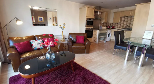 Апартаменты с балконом 3 Bed Apartment - Mermaid Quay