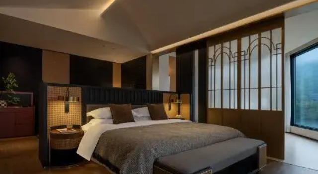 Люкс Deluxe Dongjiang Lake Guishu • HolidayVilla