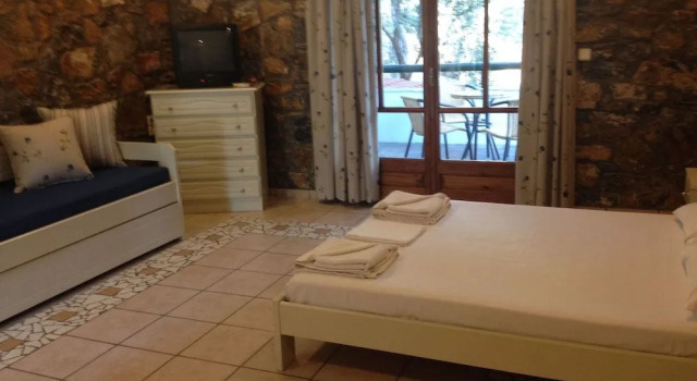 Elia Village by Irida Iris Group