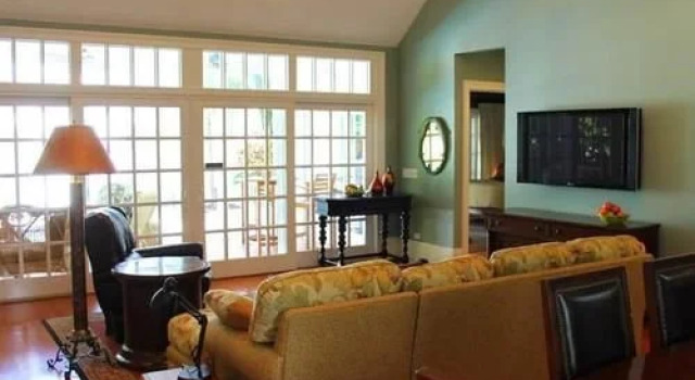 The Dolphin House Home