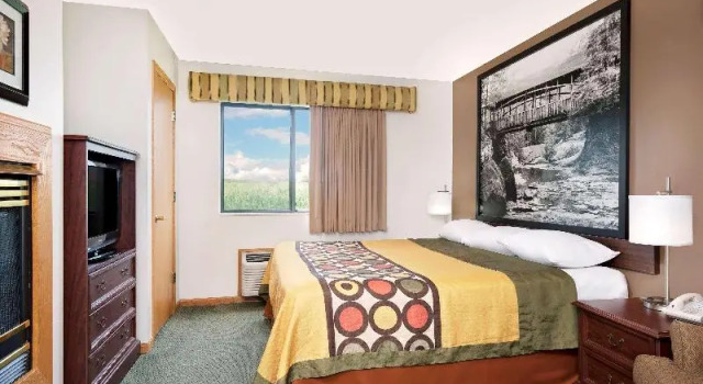 Vierer Suite AmericInn by Wyndham Mauston