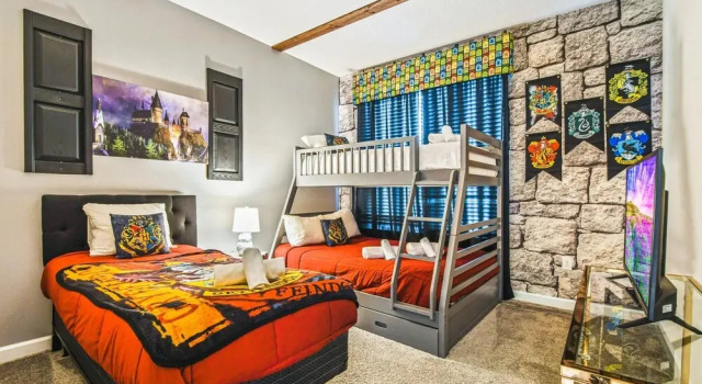 Disney Dreams 5br Themed Villa w Pool Spa, Kissimmee