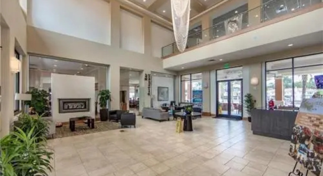 Regal Oaks Getaway, Rezerwuj Hotel Hotele w Kissimmee z basenem, Basen