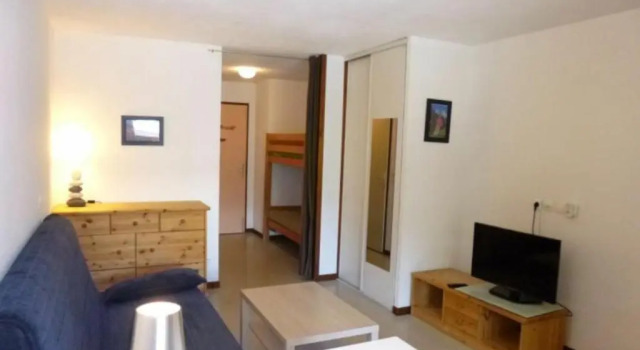 Appartement Brides-les-Bains, 1 pièce, 4 personnes - FR-1-512-133, Prenota Appartamento Hotel a Alvernia con parcheggio, Parcheggio