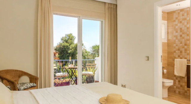 Holiday Home Beverly Hill, Забронировать Дом для отпуска Коттеджи Эстепона, Коттедж