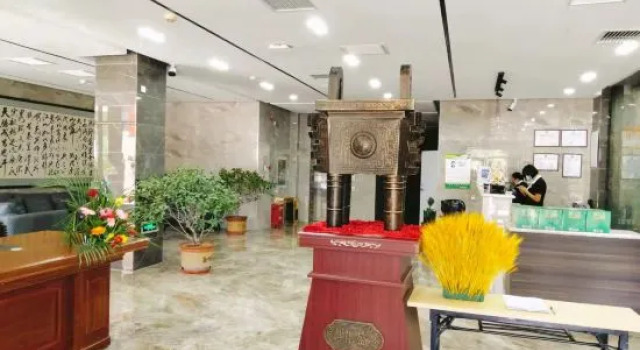 Xiqian Yujing Holiday Hotel, Book Hotel Tangshan Hebei
