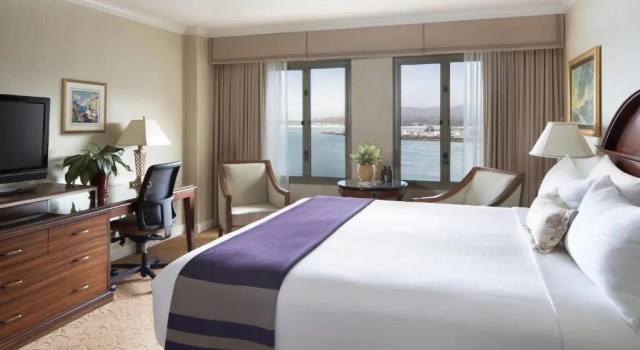 Номер Standard с видом на гавань Monterey Plaza Hotel & Spa