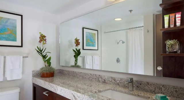 Run of House Ilikai Hotel & Luxury Suites