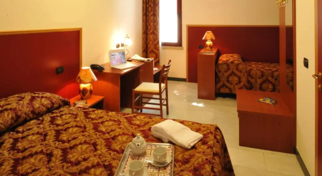 Трёхместный номер Standard Hotel HDomus