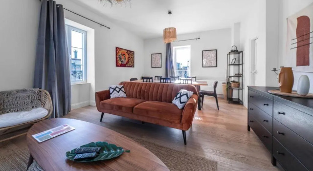 Коттедж с 4 комнатами Grande Maison Gannat - Maison ou Appartements en Centre ville