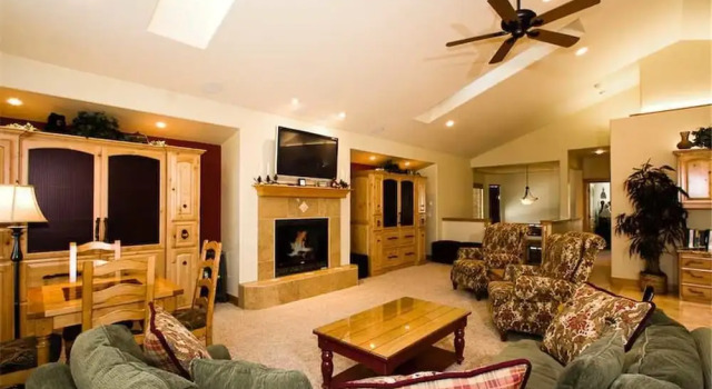 Clement Lodge 5 Bedrooms 3 Bathrooms Home
