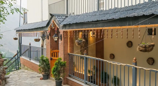 Jomotel Dayaar, Book Motel Fagu Himachal Pradesh