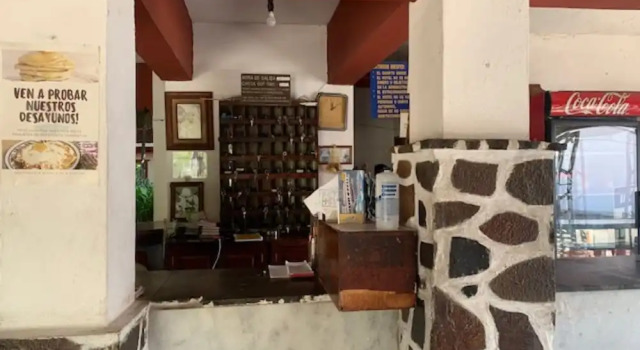 OYO Hotel Miami Acapulco, Забронировать Отель Отели Акапулько-де-Хуарес с парковкой, рядом с San Diego Fort, Парковка