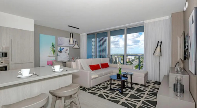 5 Stars Luxury 1BR -FRONT Intracoastal VIEW