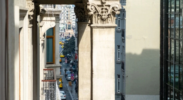 Marvelous Bright 4BR Ap in Taksim Square, Забронировать Апартаменты/квартира Бейоглу Стамбул, рядом с Цветочный пассаж