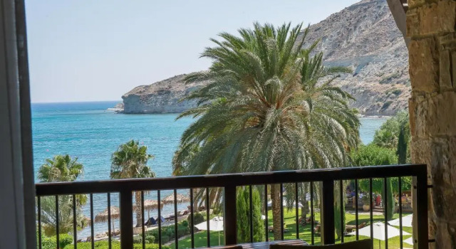 Полулюкс с видом на море Columbia Beach Resort