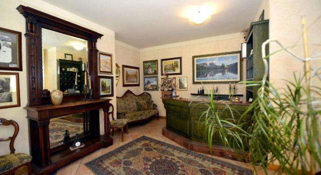 Hotel Veduta dell'Adamello, Book Hotel Temu Adamello Ski