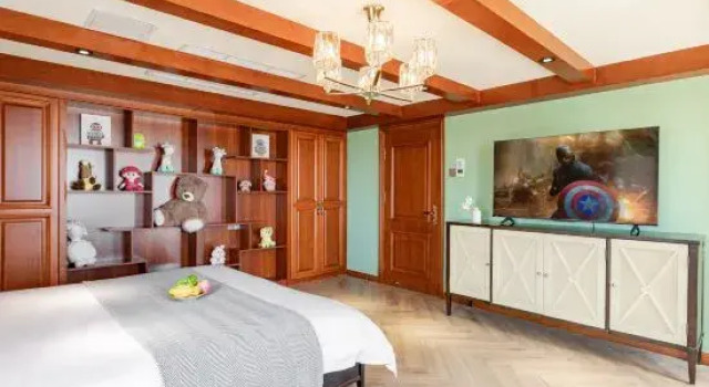 Семейный люкс с балконом и с красивым видом из окна Walden 7 Homestay