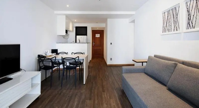Трёхместный номер Superior с балконом Anna Suites Ipanema by Arena Hotéis
