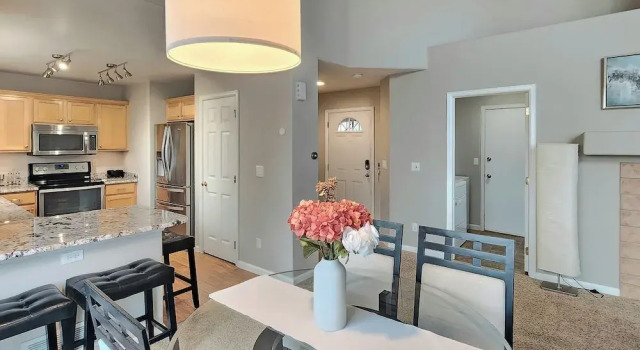 Littleton Home w/ Deck - 24 Mi to Denver!, Buchen Sie Hotel Highlands Ranch Colorado