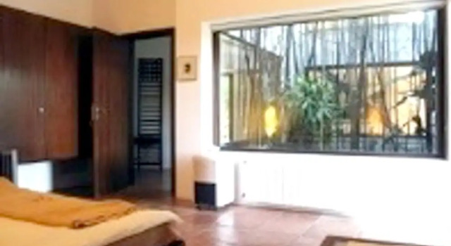 Villa With 9 Bedrooms in Sesimbra, With Wonderful sea View, Private Pool, Furnished Garden Near the Beach, Rezervovat Vila Hotely v Lisabon s bazénem, Bazén