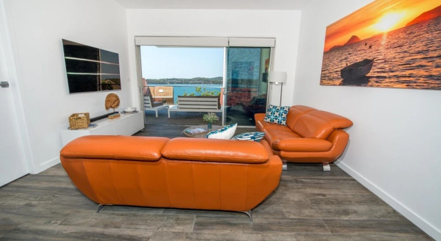 Bluewater Splendour - the Ultimate Beach Home