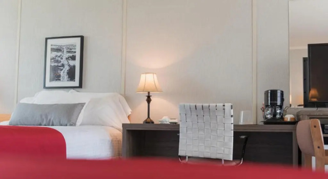 Шестиместный номер Standard Motel Cartier