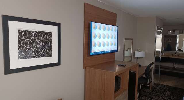 Huntsville Inn & Suites