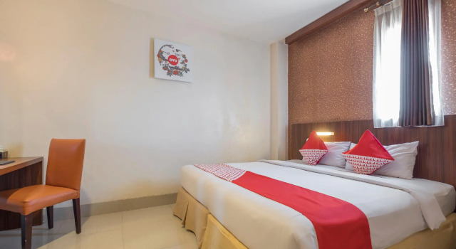 Люкс OYO 920 Gajah Mada Hotel