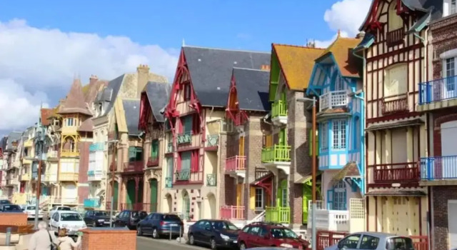 House With 2 Bedrooms in Tours-en-vimeu, With Wonderful City View, Enclosed Garden and Wifi - 15 km From the Beach, Забронировать Отель Отели Соммы с парковкой, Парковка