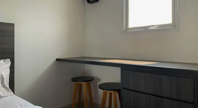 Comfy And Stunning Studio At Signature Park Grande Apartment, Забронировать Апартаменты/квартира Отели Джакарты с бассейном, рядом с Парк Таман Суропати, Бассейн