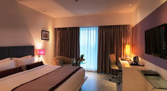 Номер Deluxe Spree Shivai Hotel Pune