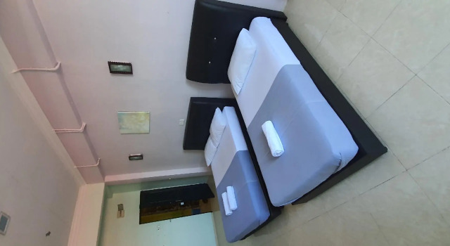 Люкс Capital O 90311 Tamim Suite Hotel Dungun