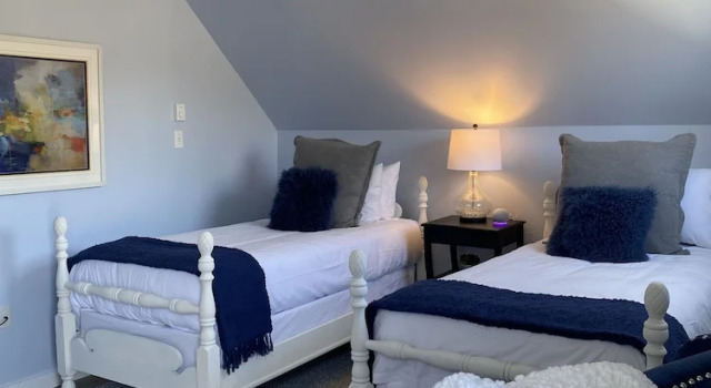 Номер Standard Beach Street Inn