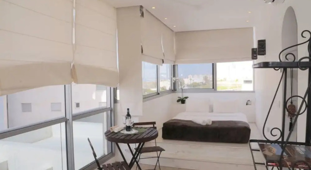Luxury Beach Suite by Airsuite, Book Hotel Ashdod Center District Israel