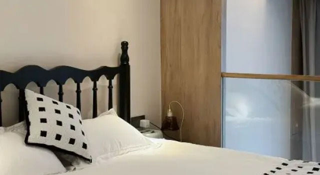 Люкс Huaxi Loft Vacation Apartment (Wugongzhi Wharf Branch), Zhujiajian