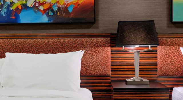 Номер Deluxe Hotel Clique Calgary Airport