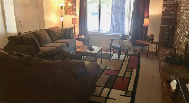 1293 Tata - 4 Br Home, Забронировать Дом для отпуска Отели South Lake Tahoe Area с парковкой, Парковка