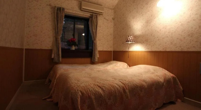 Pension Lambchop Nikko, Забронировать Отель Отели и гостиницы Никко, рядом с Yomeimon, Отель
