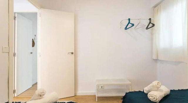 ApartUP Ayora Garden, Забронировать Отель Каминс-аль-Грау 