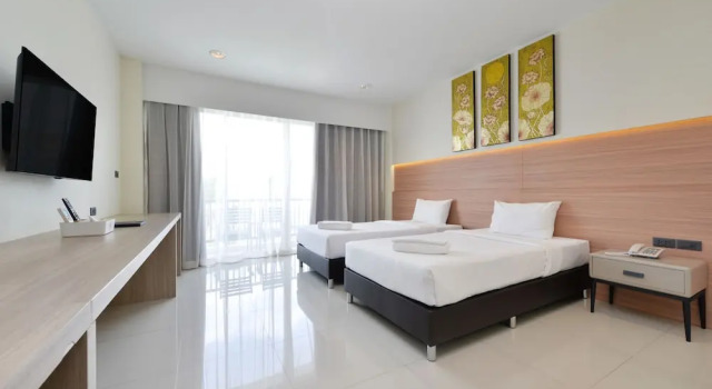 Номер Deluxe с балконом и с красивым видом из окна BS RESIDENCE Suvarnabhumi