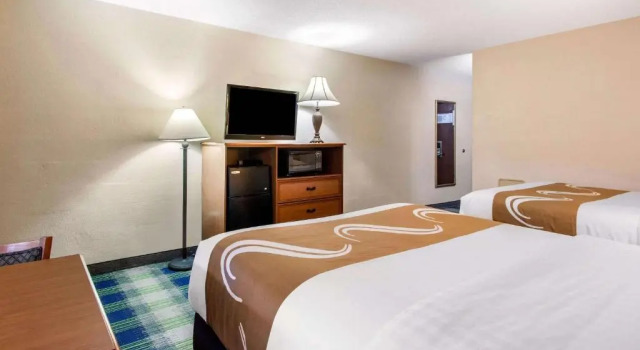 Четырёхместный номер Standard Quality Inn Arkansas City North