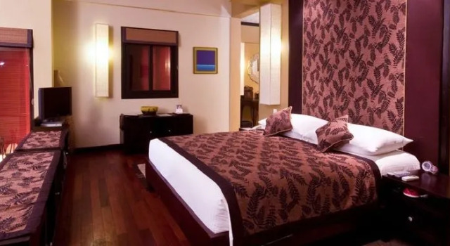 J Resort Alidhoo, Book Ferieresort Alidhoo Maldiverne